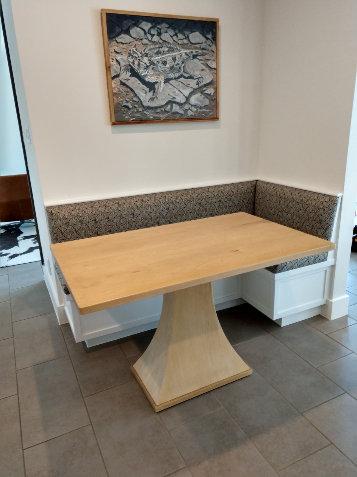2455 banquette with maple pedestal table